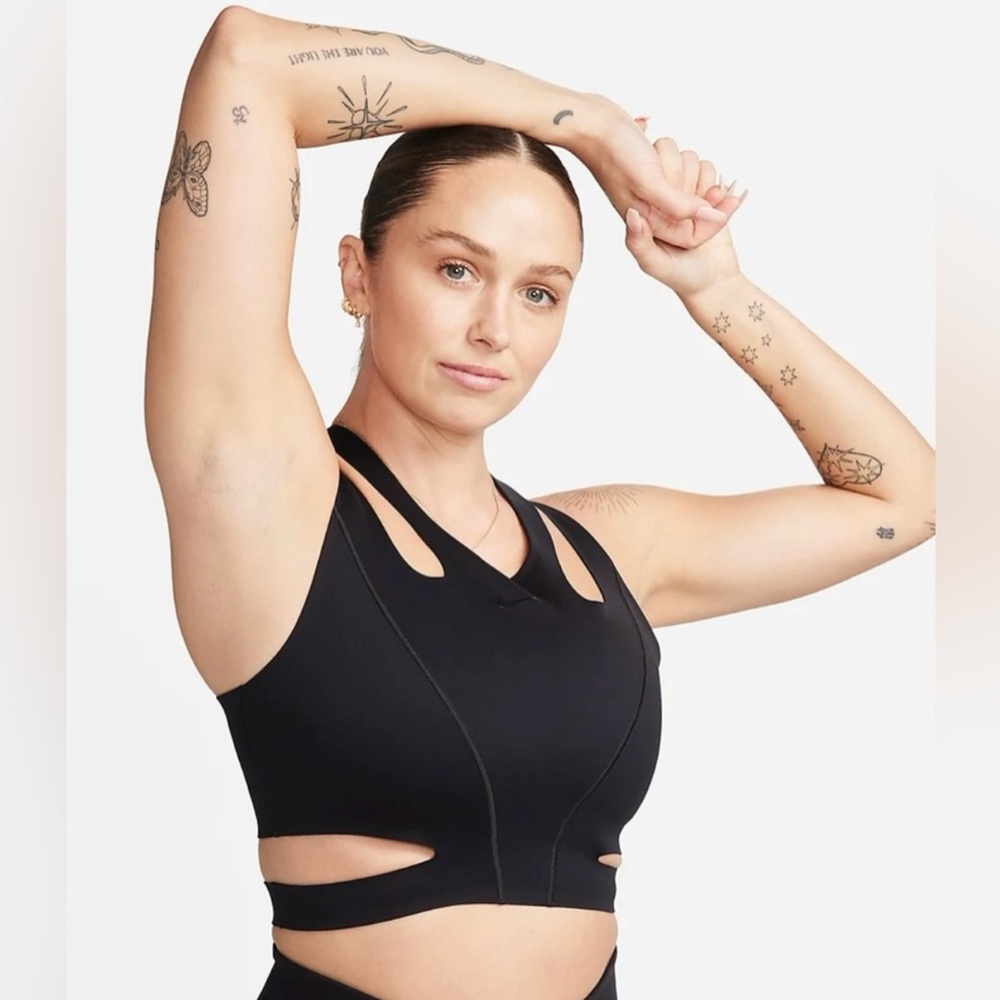 NWT Womens Nike Black Sports Training Bra Dri-Fit